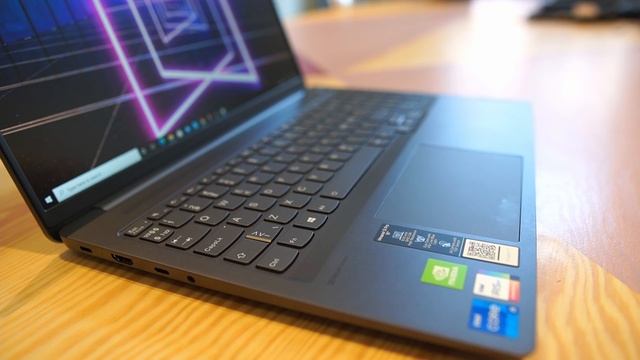 Lenovo Ideapad 5i Pro 16" Full Review & Benchmarks смотреть онлайн