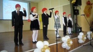 Последний звонок - 2017. Выступление первоклассников