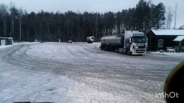 DAF-XF95.замена насоса низкого давления.приключения продолжаются.