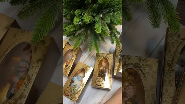 Стеклянные елочные игрушки Ариэль смотреть онлайн