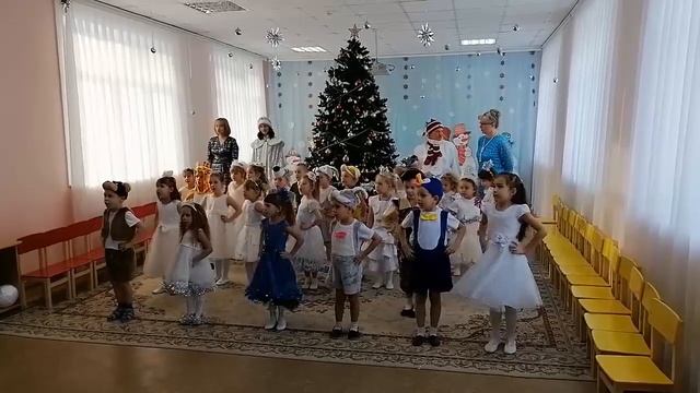 Новогодний праздник 2020 смотреть онлайн