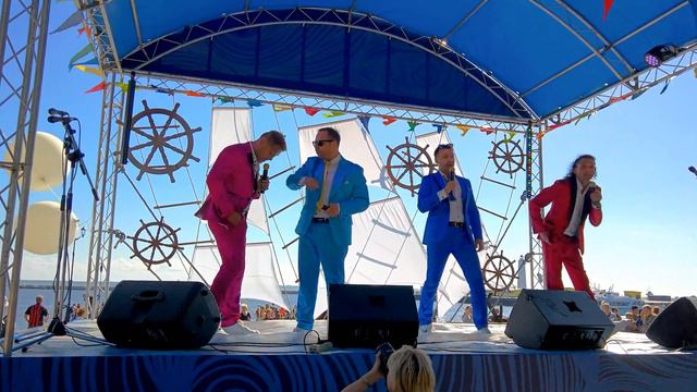 Диско Шансон - Группа "ДИСКОМАФИЯ" (Кронштадт, Петровский парк, День ВМФ 2017г). смотреть онлайн