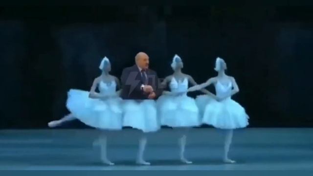 А я сейчас вам покажу! (карту привёз) Лукашенко о превентивном угаре смотреть онлайн