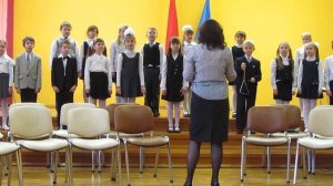 Зима - старушка прячется!