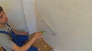 Как покрасить обои