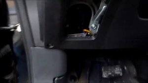 Mitsubishi Outlander Fuse Box and OBD2 Locations