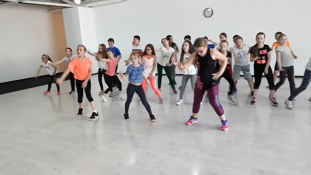 1 2 3 - Sofia Reyes | Zumba Kids Choreo ? смотреть онлайн