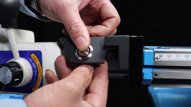 Installation of Power Feed (X axis) on a WEISS VM25L milling machine смотреть онлайн