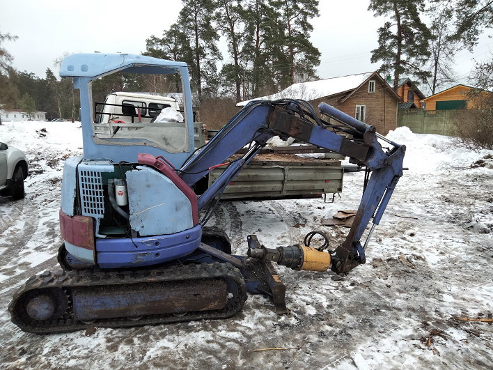 Мини экскаватор «Komatsu PC 12 UU». Обзор японской модели смотреть онлайн