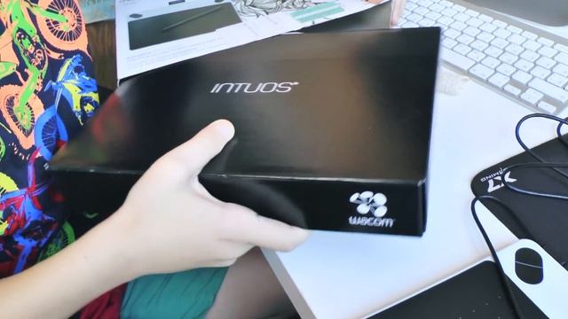 Обзор Графический планшет Wacom intuos 2015 draw white pen S samall Unboxing #IMac смотреть онлайн
