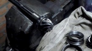 Дефектовка КПП Луаз 969 и пример повреждения главной пары.