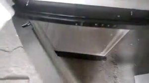 Холодильник Шарп. Открытие дверей в обе стороны.