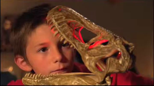 Светильник Uncle Milton Череп Тиранозавра 2087