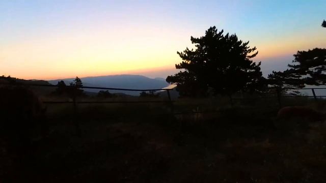 Гора Ай-Петри 1234м (Часть 1). В КРЫМ на машине #Vanlife Merdes Vito. смотреть онлайн