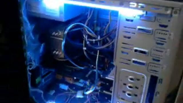 Gigabyte nVidia 9800GT OC 512Mb 700mhz DDR3 смотреть онлайн