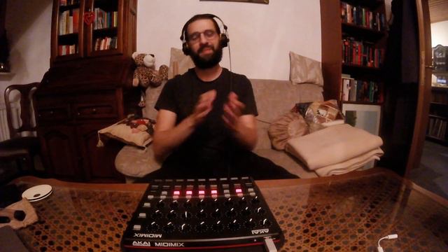 Dub Mix Live on Akai Midimix // Haghbin meets Nupah - Twinkle смотреть онлайн