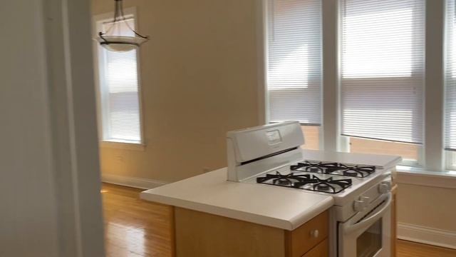 3846 N Southport #3, Rehab 2 Bed, 1 Bath w/ WD in unit and Central Air смотреть онлайн