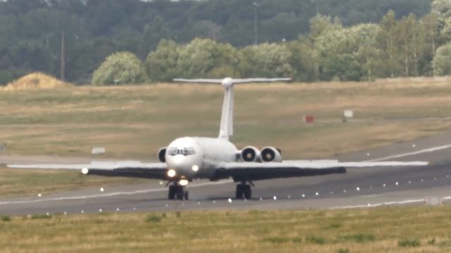 ILYUSHIN IL-62 - The Last IL62  Freighter Worldwide - LANDING And DEPARTURE (4K, RARE!)