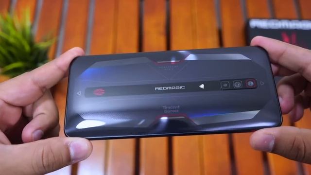 The World's Fastest Smartphone Is Here??? смотреть онлайн