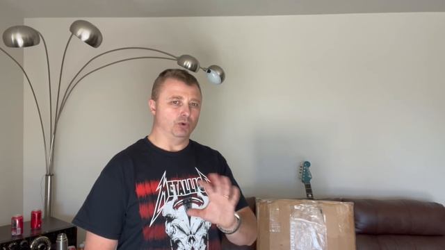 James Hetfield уходит в GIBSON?!