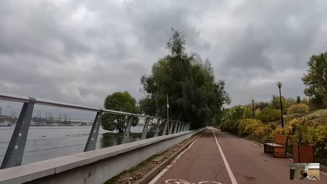 Хирург принял роды на трассе в метель у беременной тройней незнакомки, а взяв малышей на руки ахнул смотреть онлайн