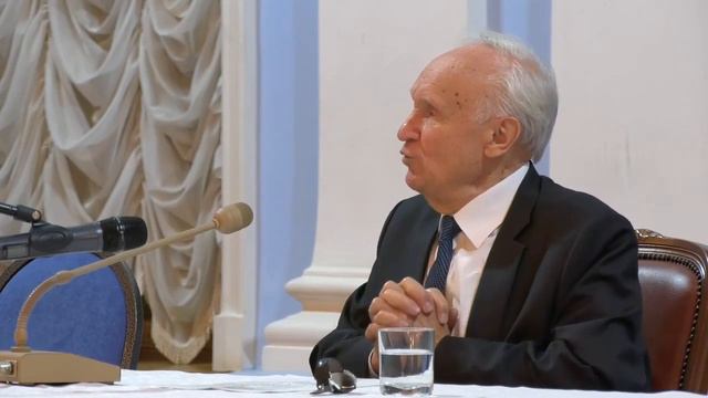 Если Бог всемогущий, то почему Он не может сделать всех добрыми? (ответ Осипова) смотреть онлайн