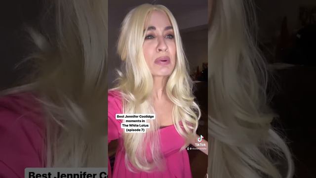 Jennifer Coolidge best moments in The White Lotus смотреть онлайн