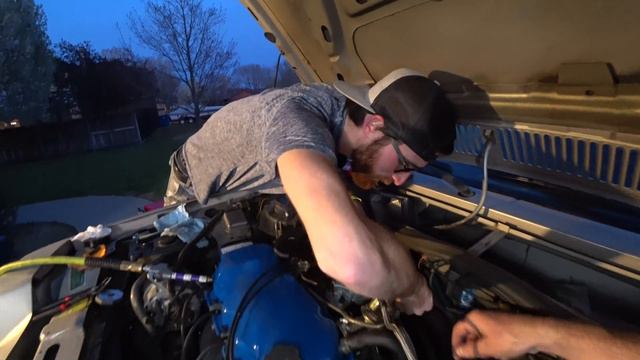 Giving My WEIRD Ford EXP Coupe The Weber Carburetor It DESERVES смотреть онлайн