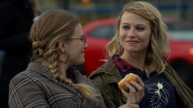Robin & Alice | Once Upon a Time - 7x16 смотреть онлайн
