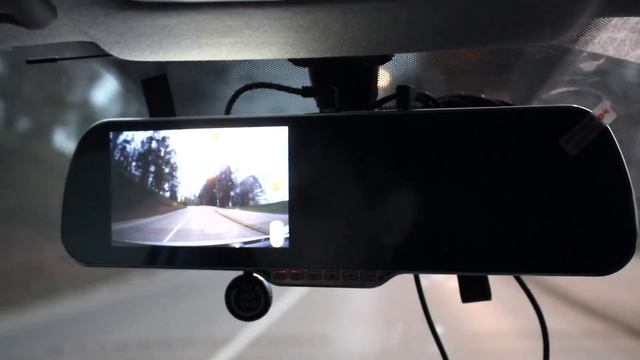 Автомобильное зеркало с Android на борту