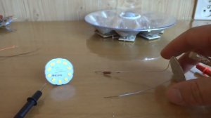 САМАЯ ПРОСТАЯ СХЕМА ПИТАНИЯ СВЕТОДИОДНОЙ ЛАМПЫ    ! ЭВОЛЮЦИЯ  !