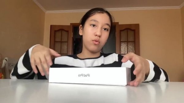 МОИ ПЕРВЫЕ ВПЕЧАТЛЕНИЯ НА АЙПАД ПРО || купила САМА iPad pro в 13!!??