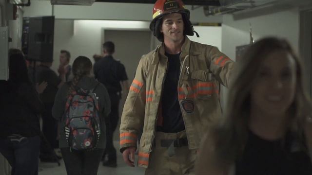 Défi Gratte Ciel: édition 2019 - 2019 High Rise Challenge смотреть онлайн