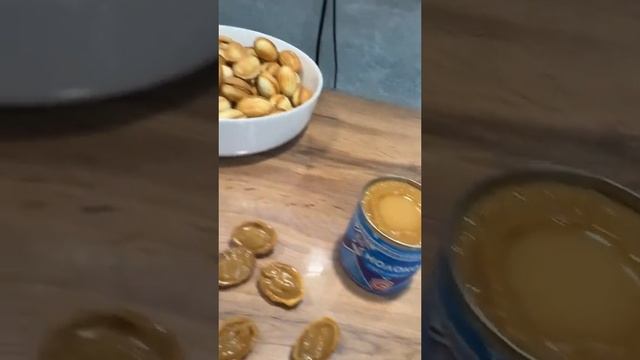 Орешки со сгущёнкой Домашняя выпечка смотреть онлайн