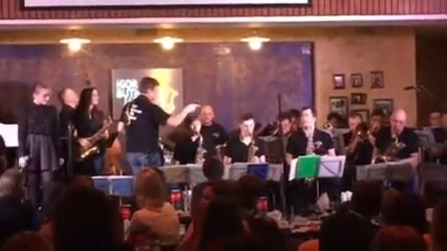 Марина Дубина- sax,Полина Зизак - вокал смотреть онлайн