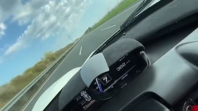LaFerrari top speed 372 km/h смотреть онлайн
