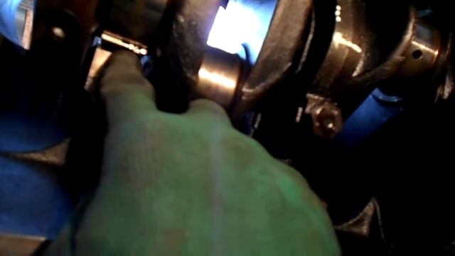 как подсунуть вкладыши на примере М30 2,8 Часть 7.mp4 смотреть онлайн