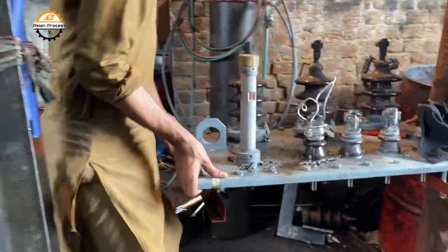 Talented Boys Build 700 KVA Power Transformer смотреть онлайн