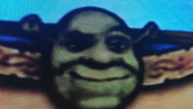 Shrek The Third Menu Theme смотреть онлайн