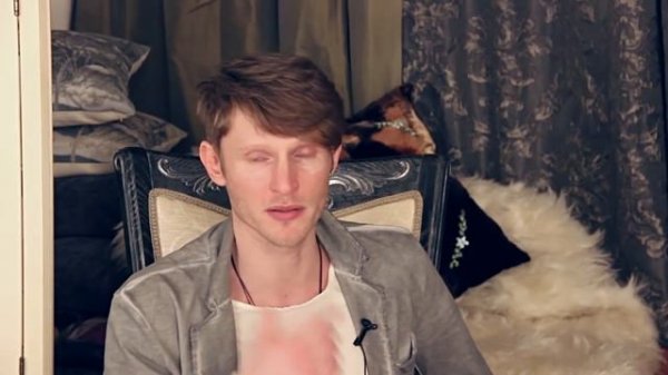 1 - Независимый Видео Блог. Алексей Елистратов солист группы RevoльverS Выпуск 30