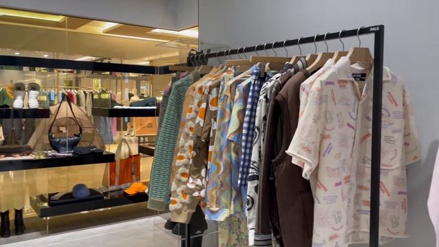 Contax T2 and Impromptu | Taiwan Shopping + Food Vlog смотреть онлайн