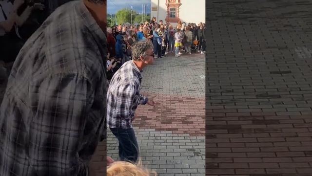 Зажигающий танец в день молодёжи смотреть онлайн
