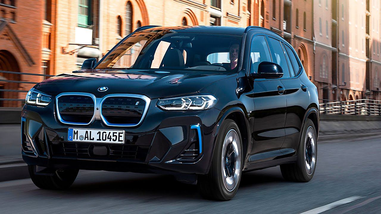 New BMW iX3 facelift 2022 - Вождение, Звук! смотреть онлайн