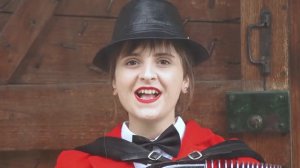 Пусть бегут неуклюже (День рождения) - Марион (Франция).mp4