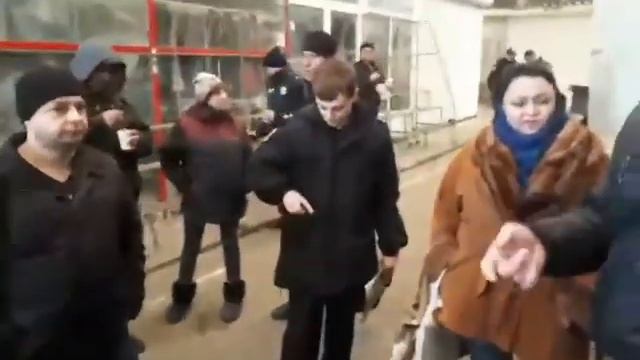 18.03.2019 - рейдерский захват магазина HN1112 на Барабашово (ч.3) смотреть онлайн