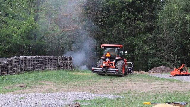 #883 Stumps, Roots, Brush GONE! Combuster Pit, Kubota MX 5400 and Land Pride Grapple смотреть онлайн