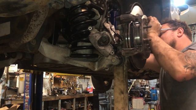 Replace coil springs without compressor or special tools independent rear suspension смотреть онлайн