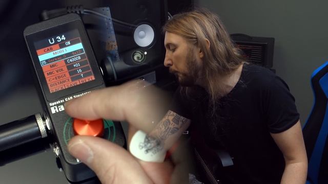 BEST NEW GEAR? - Mooer Radar Speaker Cab Simulator смотреть онлайн
