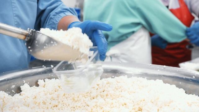 Как мы готовим творог и сметану? смотреть онлайн