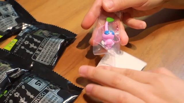 少しずつ冬に向けて準備をする?⎮衣替えして汚いWICのお片付け⎮ピクミングミ開封の儀⎮大事な贈り物を仕上げた夜? смотреть онлайн